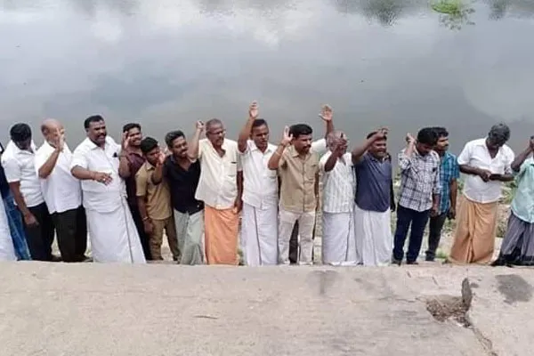 river needs to be cleaned demands local people 